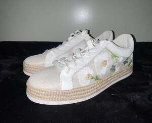 Dolce Vita Azalia Daisy Embroidered Espadrille Platform Sneakers